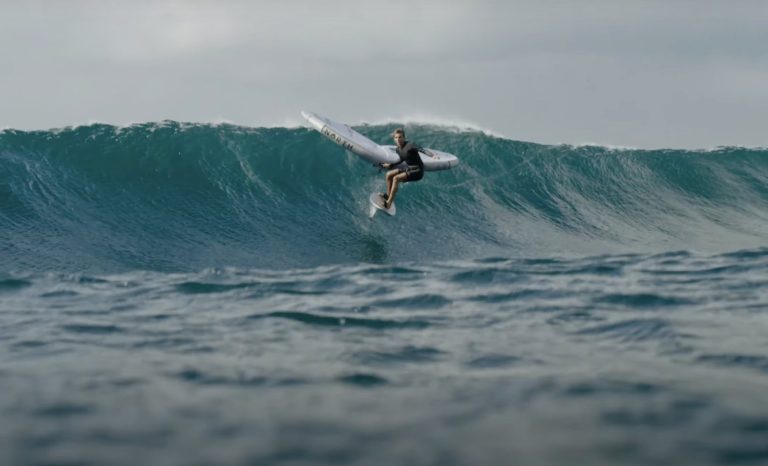 Foil | Behind the scenes in the Philippines | North